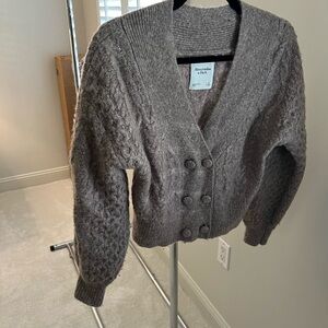 Abercrombie & Fitch Tan Women's Sweater